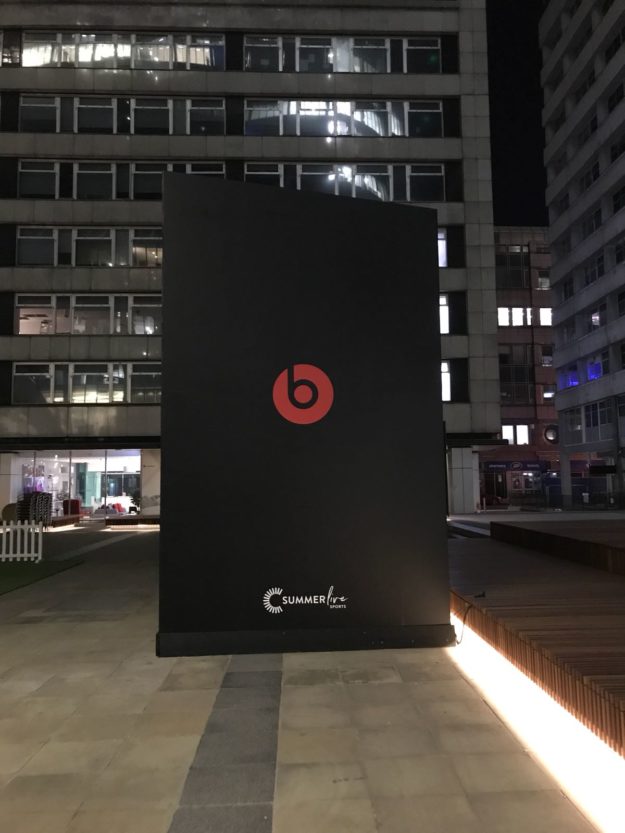 Beats by Dre – External vinyl wrapped TV screen